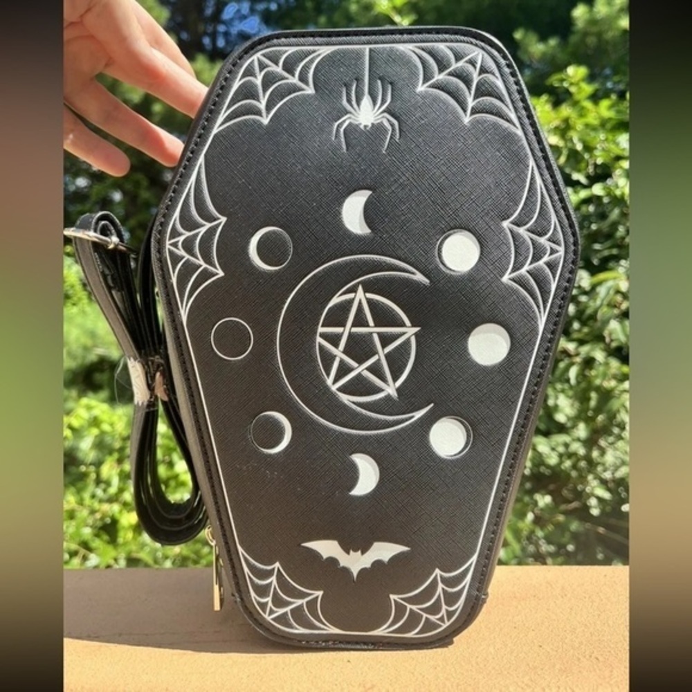 Mad Engine Gothic Coffin Crossbody Bag Pentagram Moon Occult Purse NWT - Picture 2 of 6